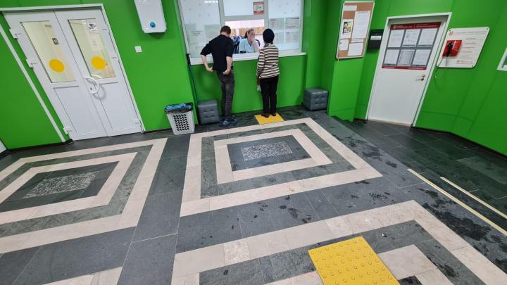 Зона ожидания и приема пациентов