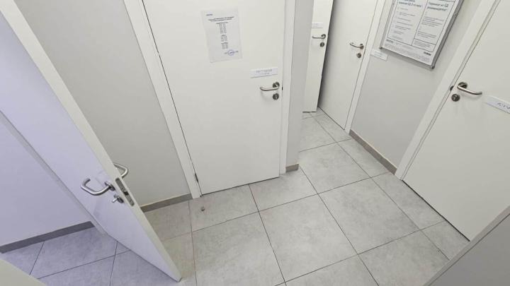 Фотоисследование медицинского центра ИНВИТРО на предмет доступности инвалидов и МГН