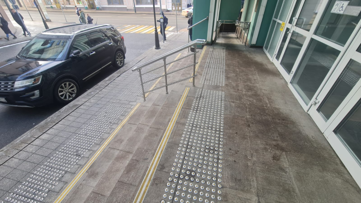 Ступени перед входной группой